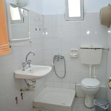 アパート Ainalis *